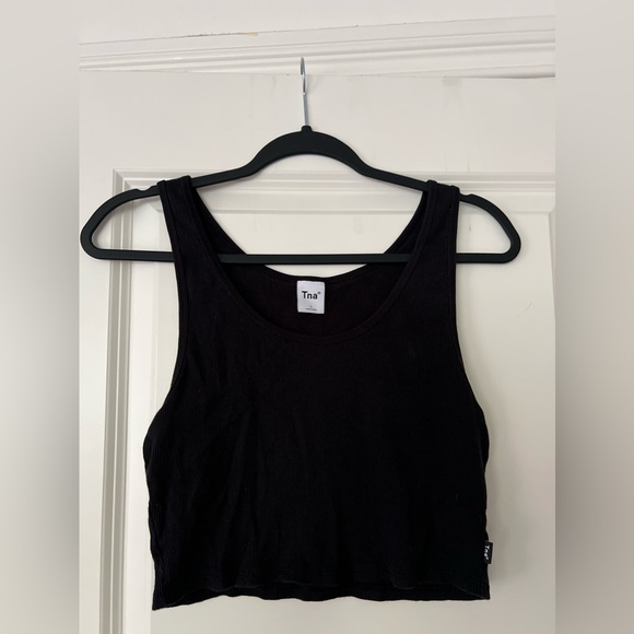 Aritzia TNA Black Ribbed Tank Top Size Large - Picture 1 of 4